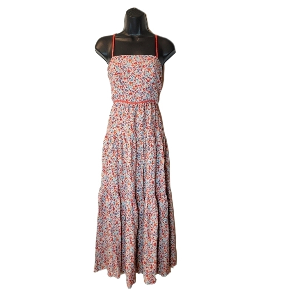 AaKaa Tiered Floral Criss-cross Back Midi Dress - Picture 3 of 10